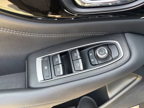 Used 2022 Subaru Outback Limited image 19