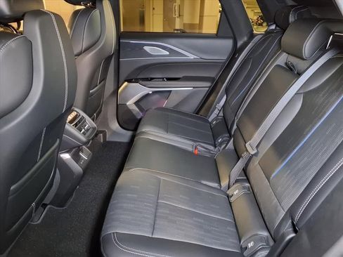 New 2026 Cadillac Lyriq V image 13