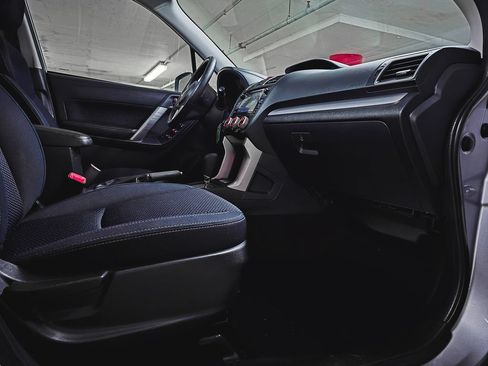 Used 2017 Subaru Forester 2.5i Premium w/ All-Weather Package AWD/4WD image 34