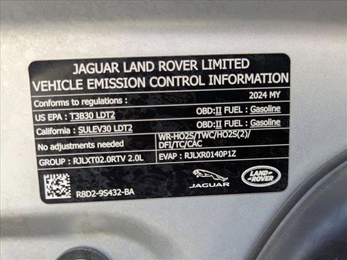 Certified 2024 Land Rover Discovery Sport S image 26