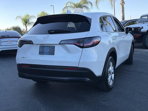 Used 2023 Honda HR-V LX image 4