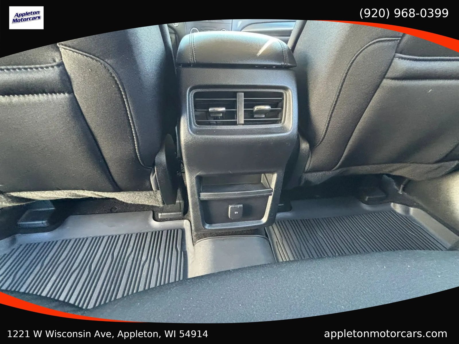 Used 2019 Ford Edge SE w/ SE Fleet Driver's Package AWD/4WD image 32