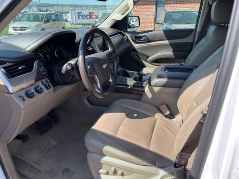 Used 2017 Chevrolet Tahoe LT w/ Luxury Package image 13