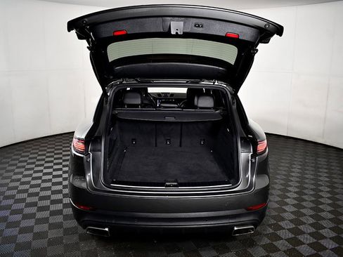 Used 2020 Porsche Cayenne image 44