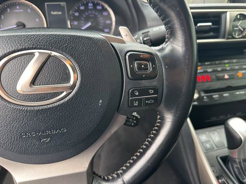 Used 2017 Lexus IS 300 AWD w/ Navigation System Package image 15
