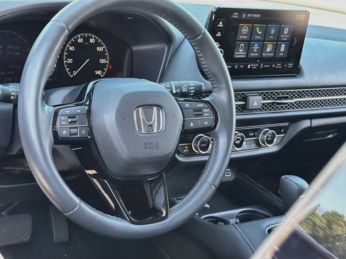 Used 2024 Honda HR-V EX-L image 10