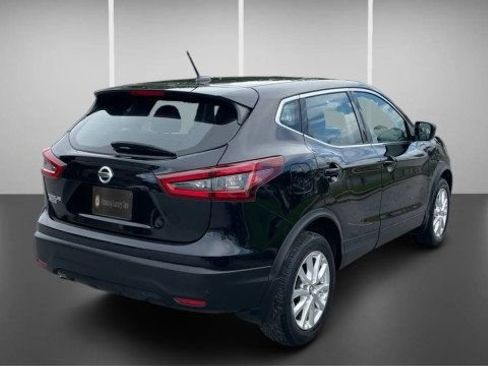 Used 2021 Nissan Rogue Sport S FWD image 8