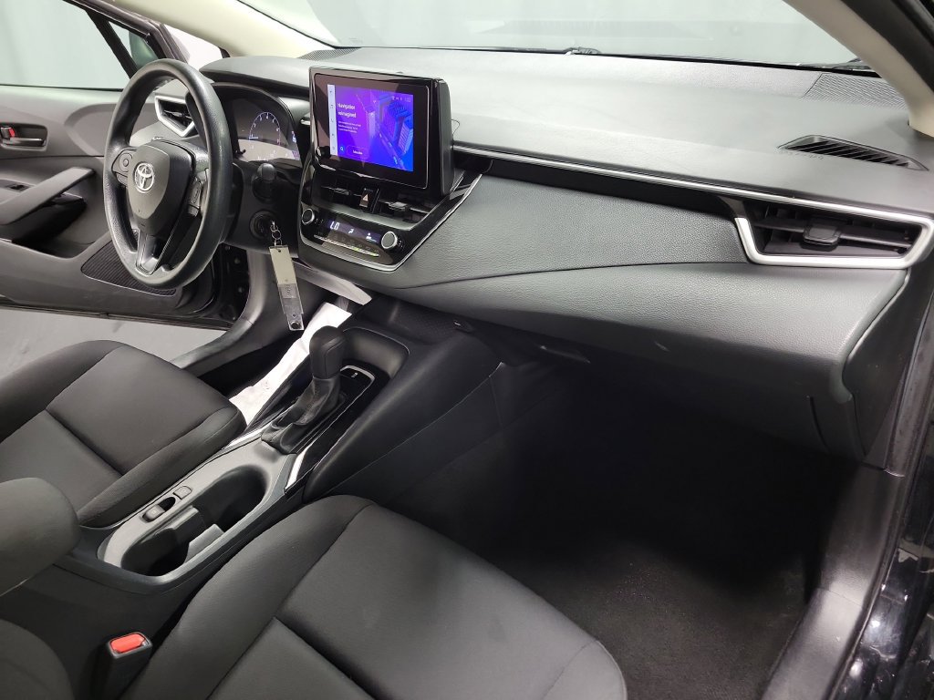 Used 2024 Toyota Corolla LE FWD image 33