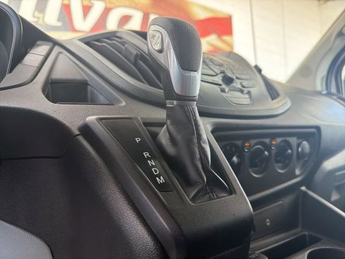 Used 2016 Ford Transit 150 XL image 27
