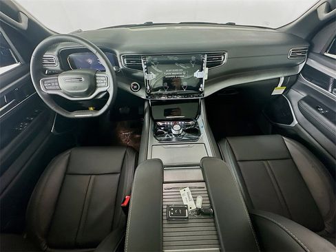 New 2026 Jeep Grand Wagoneer L Limited image 9