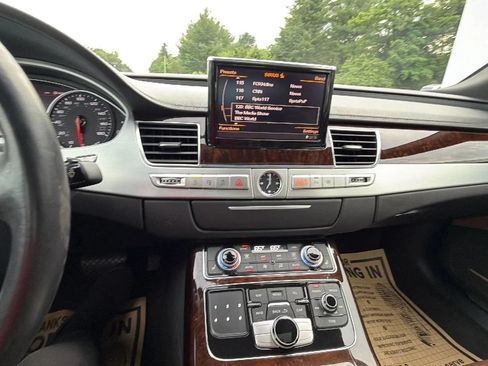 Used 2013 Audi A8 3.0T w/ Convenience Pkg AWD/4WD image 22