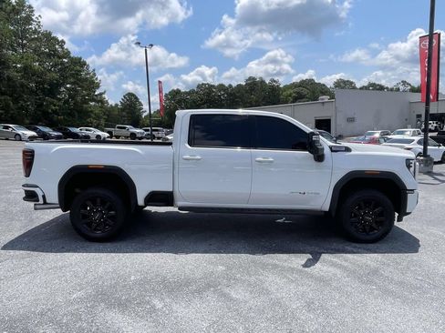 Used 2024 GMC Sierra 2500 AT4 w/ AT4 Premium Plus Package AWD/4WD image 2