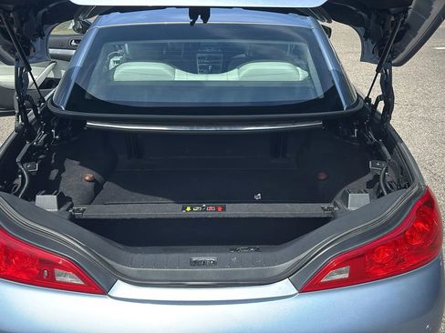 Used 2012 INFINITI G37 Convertible w/ Premium Pkg RWD image 25