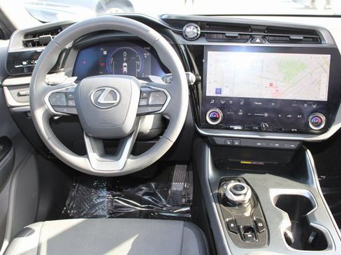 Certified 2023 Lexus RZ 450e Premium image 15