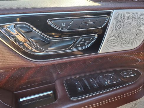Used 2021 Lincoln Navigator Black Label AWD/4WD image 21