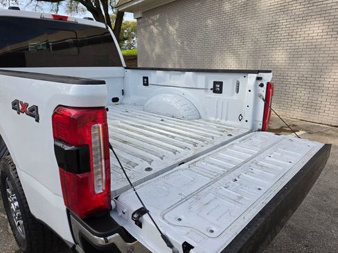 Used 2024 Ford F250 Lariat AWD/4WD image 34