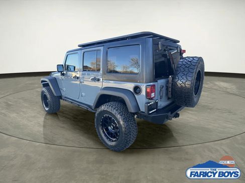 Used 2014 Jeep Wrangler Unlimited Rubicon w/ Connectivity Group image 3