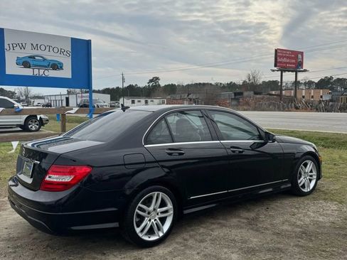 Used 2013 Mercedes-Benz C 250 Sedan w/ Premium 1 Pkg image 10