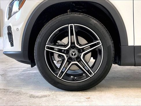 New 2026 Mercedes-Benz GLB 250 4MATIC image 11