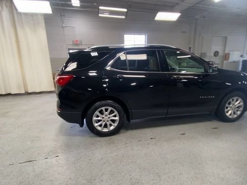 Used 2019 Chevrolet Equinox LT FWD image 11