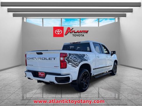 Used 2022 Chevrolet Silverado 1500 RST AWD/4WD image 6