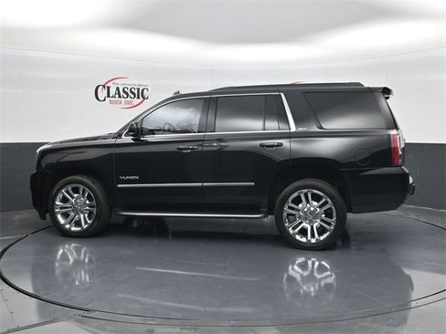 Used 2020 GMC Yukon SLT w/ Premium Edition image 2