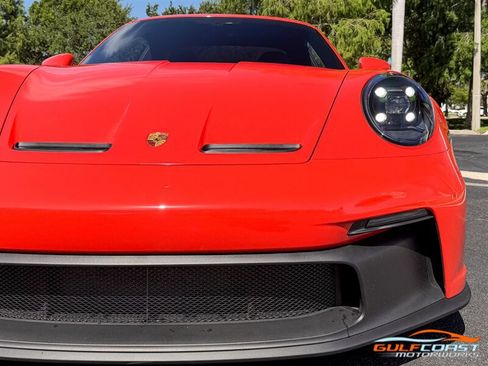 Used 2022 Porsche 911 GT3 RWD image 3