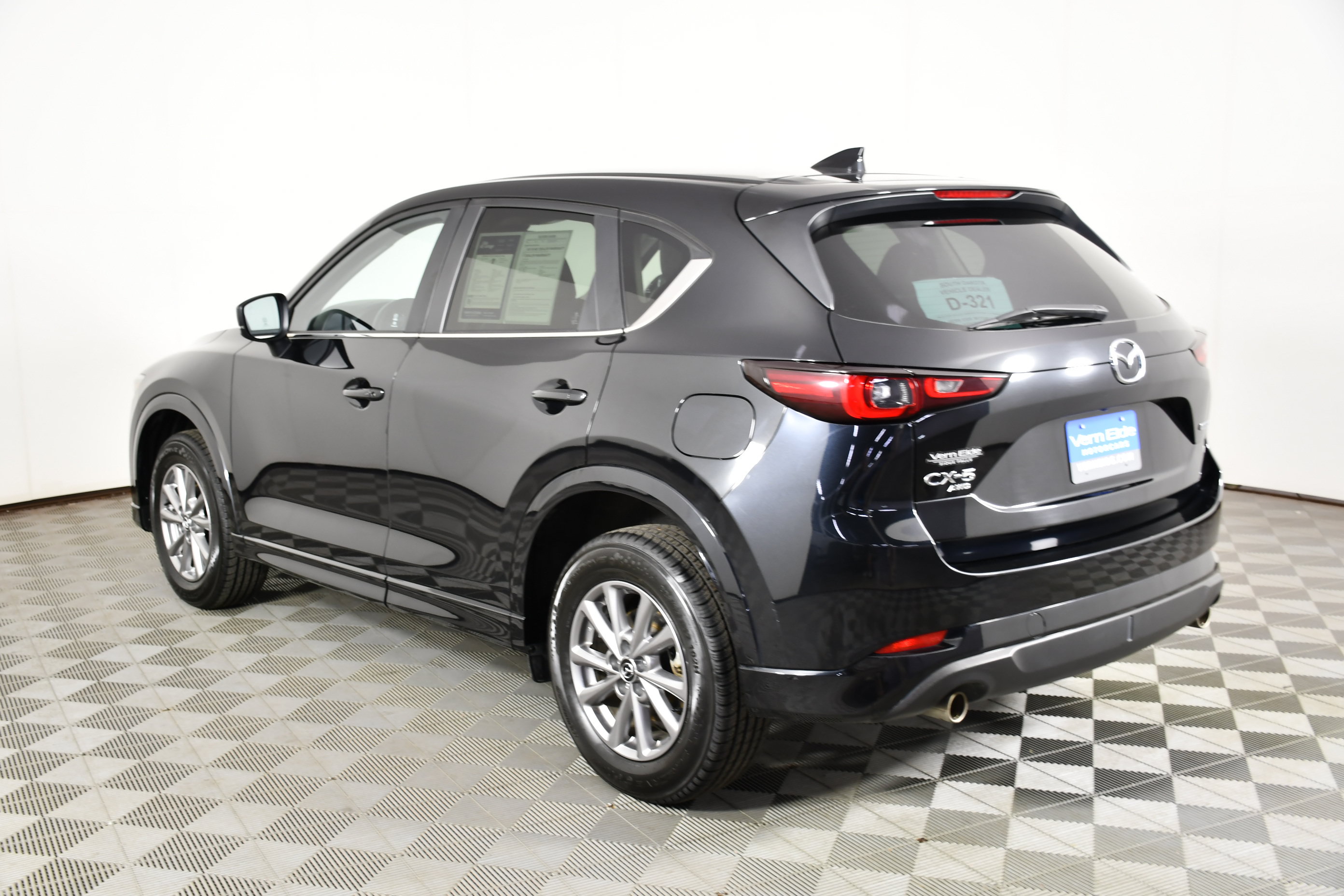 Used 2025 MAZDA CX-5 AWD 2.5 S w/ Preferred Package image 8
