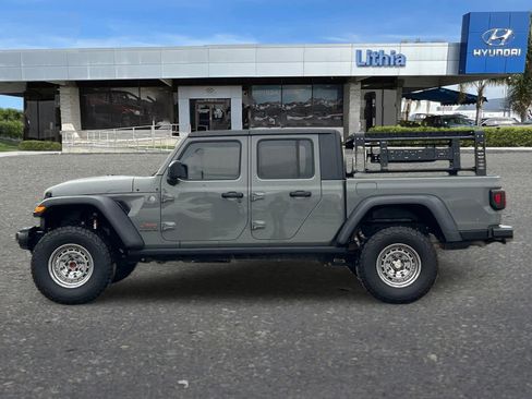 Used 2021 Jeep Gladiator Mojave image 6