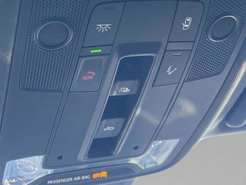 Used 2025 Audi Q3 2.0T Premium image 67