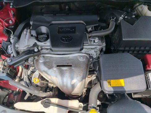 Used 2014 Toyota Camry XLE FWD image 31