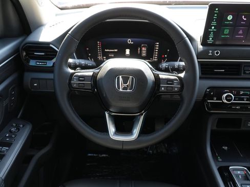New 2026 Honda Pilot Touring image 23