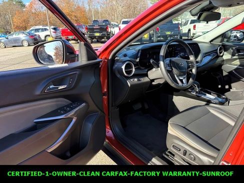 Certified 2024 Chevrolet Trax ACTIV w/ Sunroof Package image 14