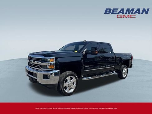 Used 2016 Chevrolet Silverado 2500 LTZ AWD/4WD image 3