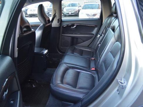 Used 2016 Volvo XC70 T5 Premier w/ Proximity Package FWD image 48