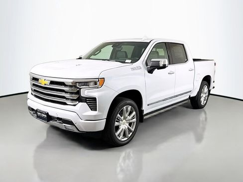 New 2026 Chevrolet Silverado 1500 High Country w/ High Country Premium Package AWD/4WD image 3