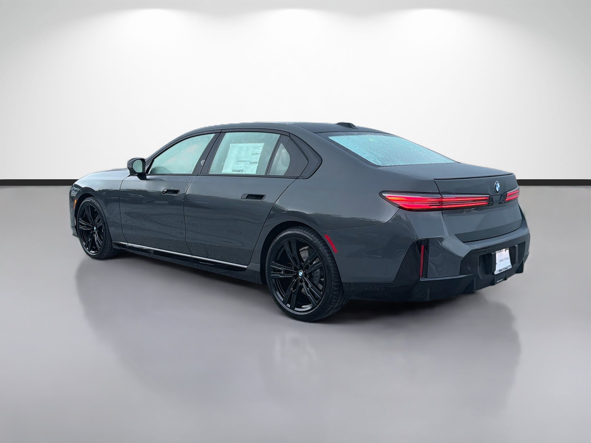 New 2027 BMW 740i w/ M Sport Professional Package RWD image 5