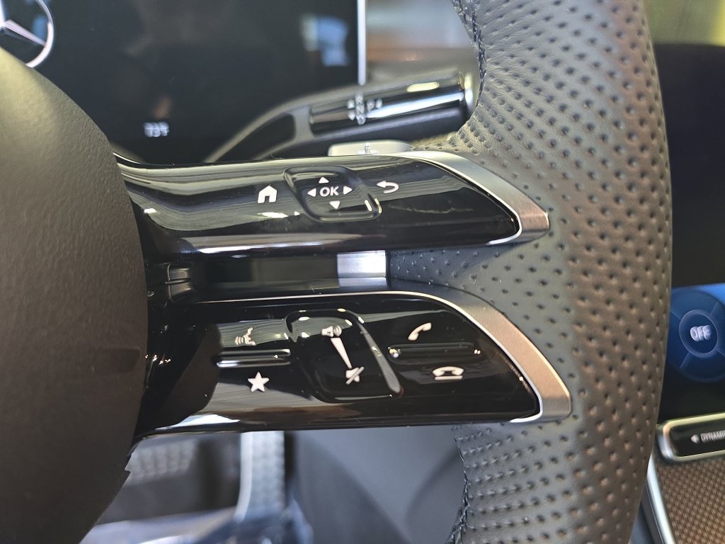 Certified 2026 Mercedes-Benz GLC 300 image 23