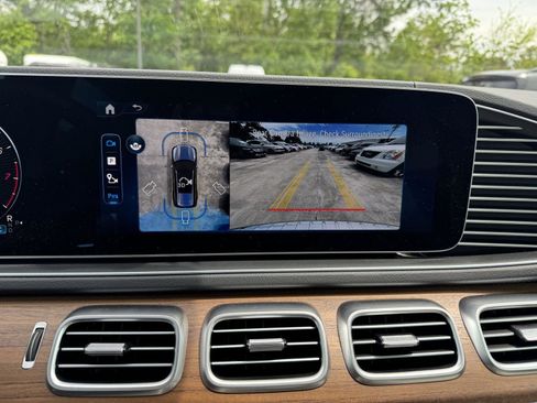 Certified 2026 Mercedes-Benz GLS 580 4MATIC image 12