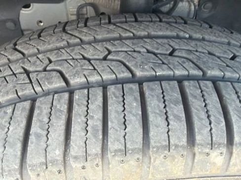 Used 2014 Jeep Cherokee Limited w/ Luxury Group image 10