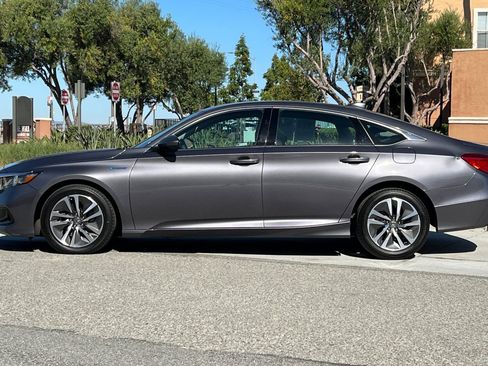 Used 2022 Honda Accord Hybrid image 7