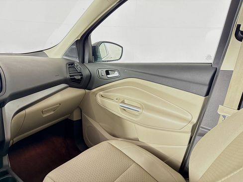 Used 2018 Ford Escape SE w/ Ford Safe & Smart Package image 28