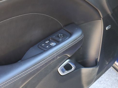 Used 2018 Dodge Challenger GT w/ GT Interior Package image 17