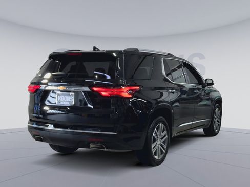 Used 2023 Chevrolet Traverse High Country image 11
