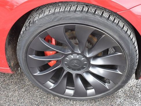 Used 2021 Tesla Model 3 Performance image 11