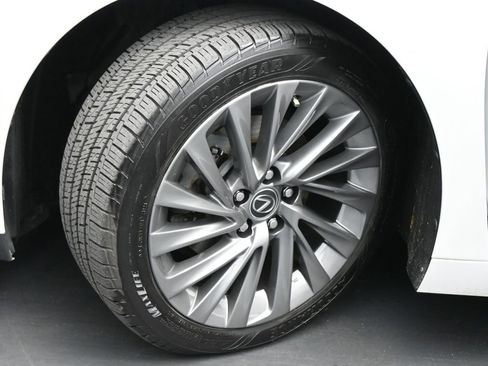 Used 2020 Lexus ES 350 Luxury image 22