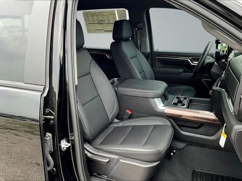 New 2025 Chevrolet Silverado 2500 LT w/ Trail Boss Package AWD/4WD image 11