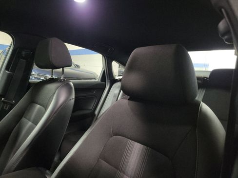 Used 2024 Honda Civic Sport image 15