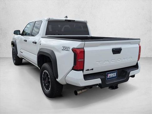 Used 2024 Toyota Tacoma TRD Off-Road image 7