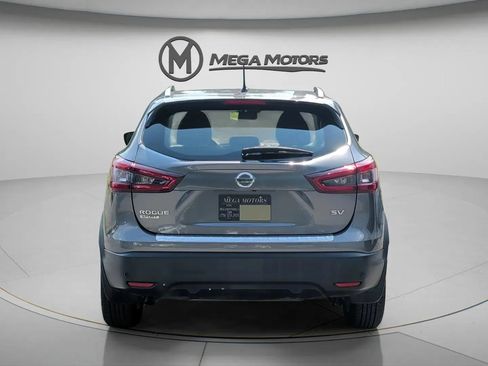 Used 2021 Nissan Rogue Sport SV FWD image 6